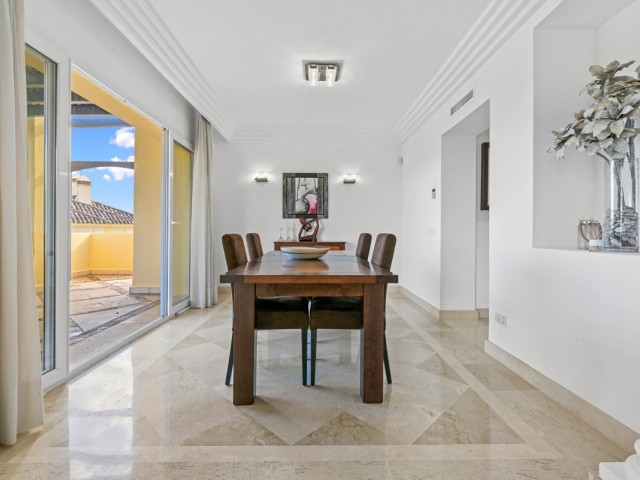 Kattohuoneisto Casares Playa