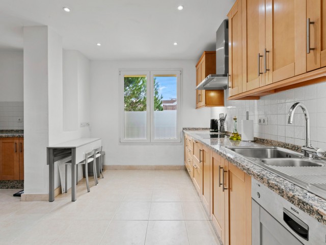 Kattohuoneisto Casares Playa