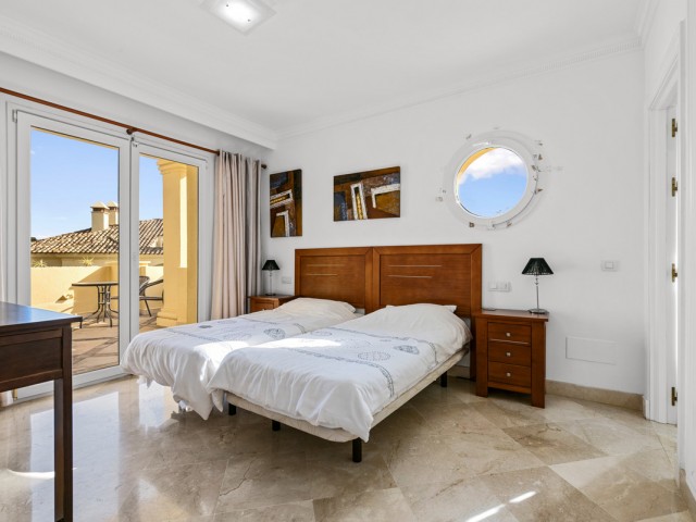 Kattohuoneisto Casares Playa