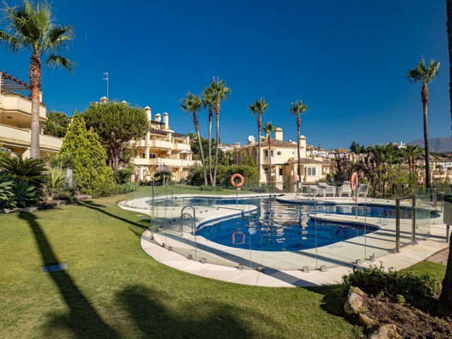 Kattohuoneisto Casares Playa