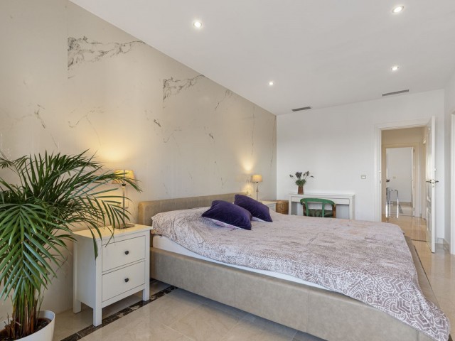 3 Bedrooms Apartment in Benahavís