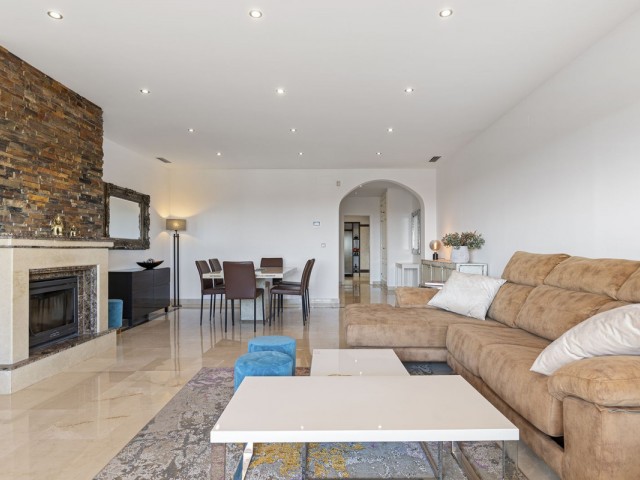 3 Bedrooms Apartment in Los Almendros