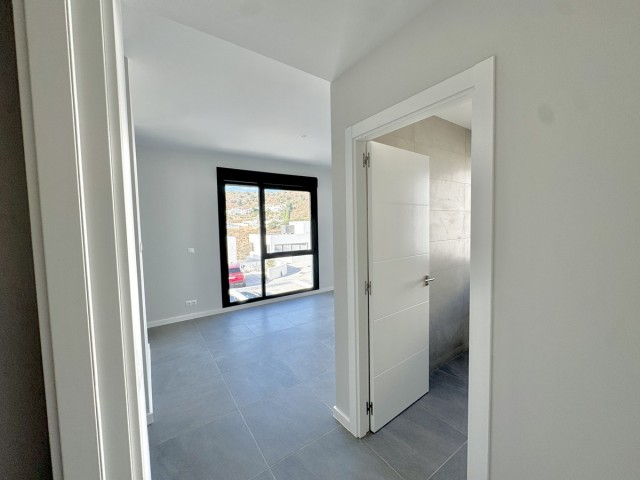 4 Slaapkamer Villa in Riviera del Sol