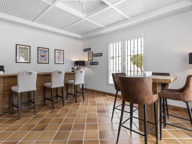 5 Slaapkamer Villa in Las Chapas