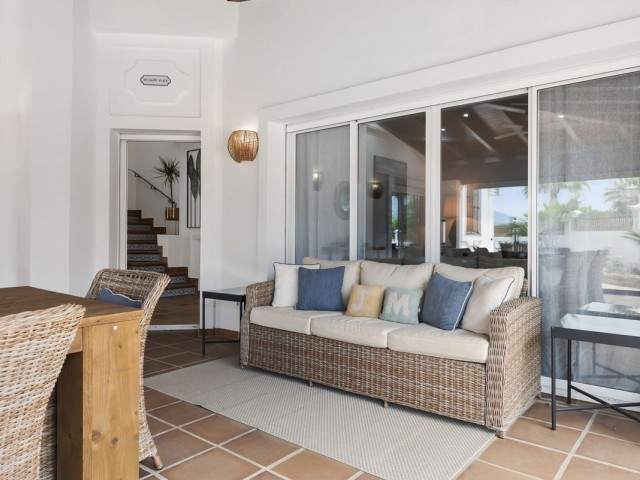 Villa avec 5 Chambres  à Las Chapas