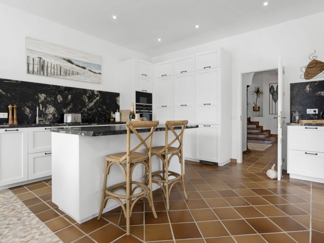 5 Bedrooms Villa in Las Chapas