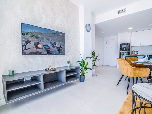 2 Bedrooms Apartment in Fuengirola