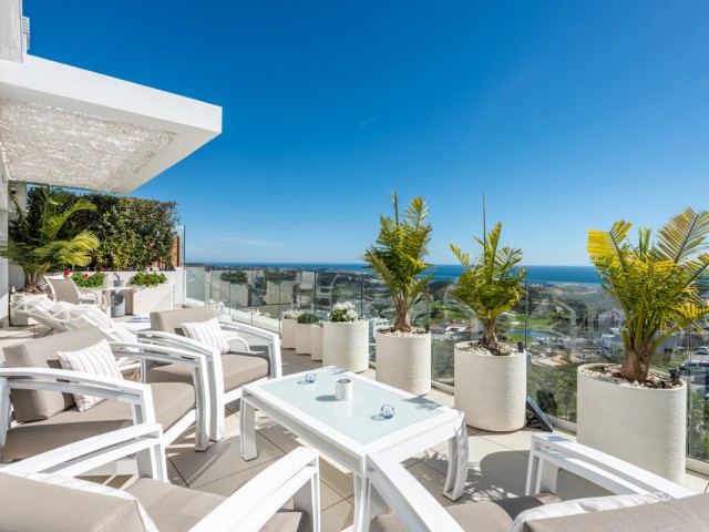 Kattohuoneisto Calanova Golf