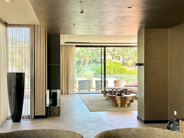 4 Bedrooms Villa in Estepona