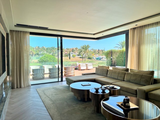 4 Sovrums Villa i Estepona