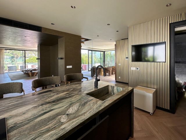 4 Sovrums Villa i Estepona