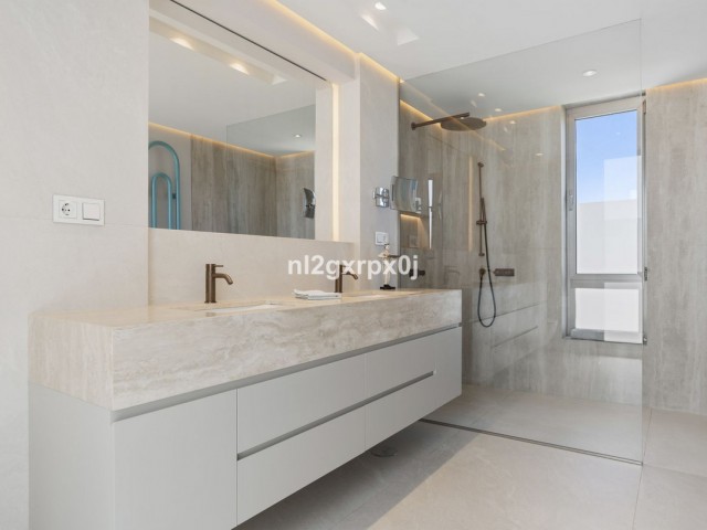 3 Bedrooms Villa in Marbella