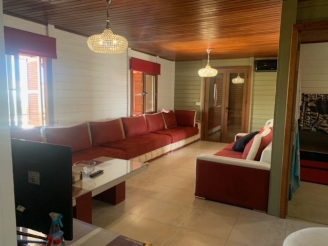 Villa avec 4 Chambres  à San Roque