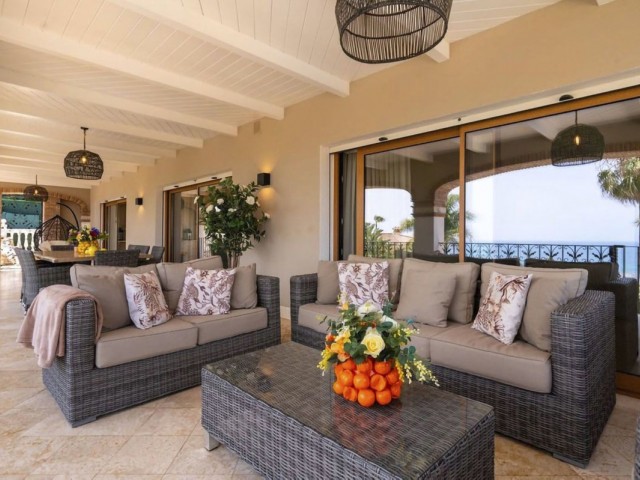 5 Bedrooms Villa in La Cala de Mijas