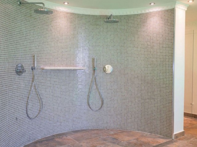 5 Bedrooms Villa in La Cala de Mijas