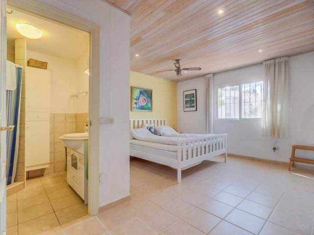 4 Bedrooms Villa in Sierrezuela