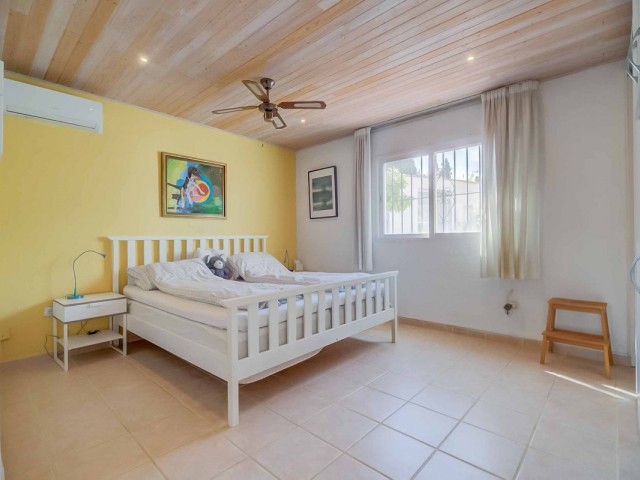 4 Bedrooms Villa in Sierrezuela