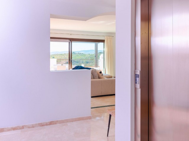 Penthouse in Casares Playa