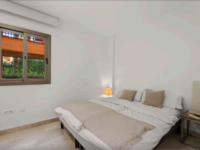 2 Bedrooms Apartment in Benahavís