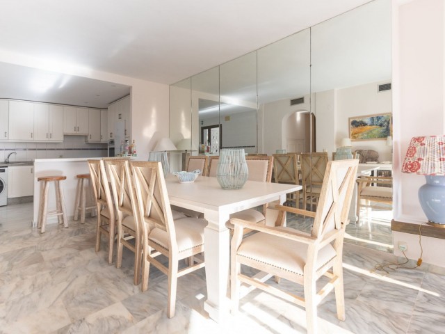 3 Sovrums Lägenhet i Elviria