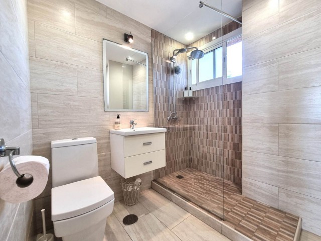 2 Sovrums Lägenhet i Calahonda