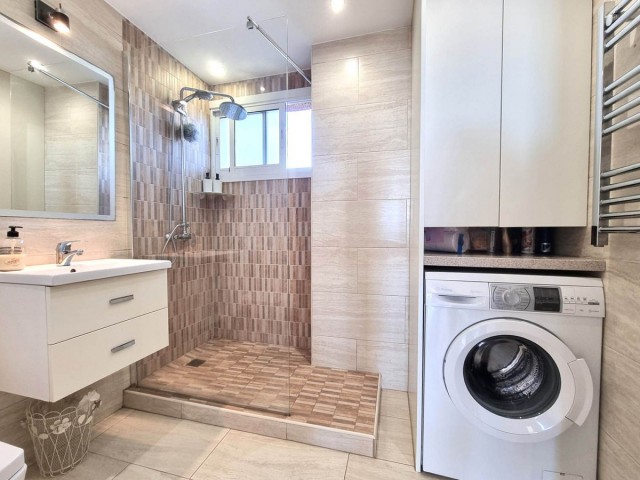 2 Sovrums Lägenhet i Calahonda