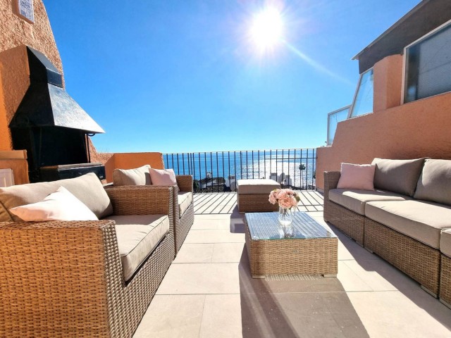 2 Bedrooms Apartment in Calahonda