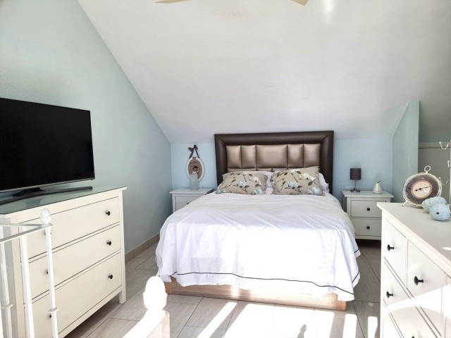 2 Bedrooms Apartment in Calahonda