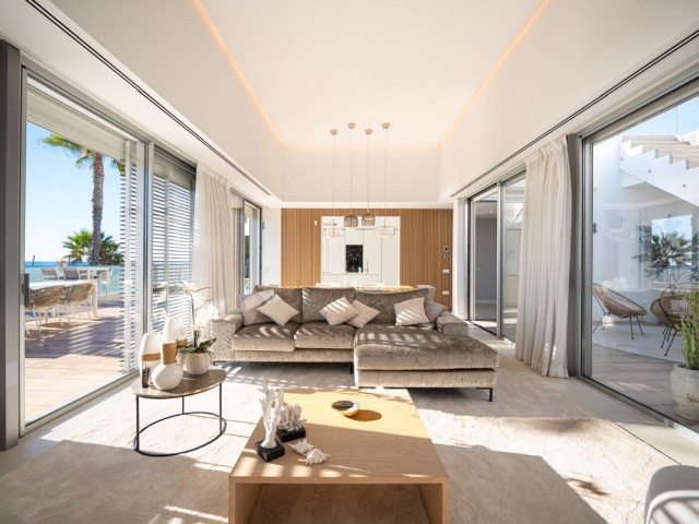 4 Sovrums Villa i Estepona