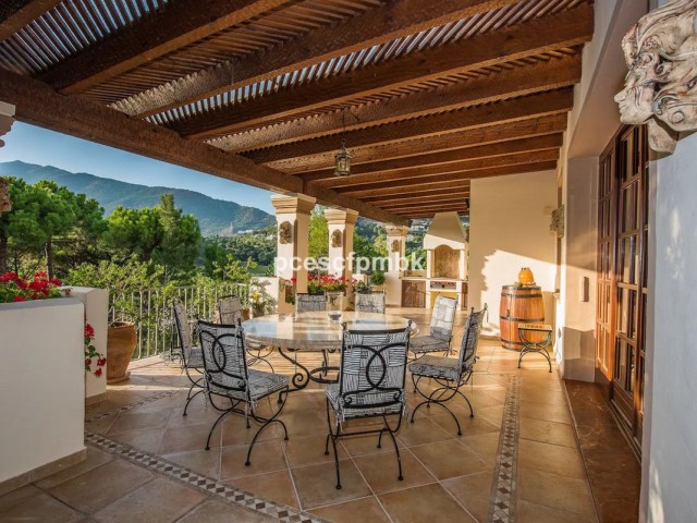 8 Soveroms Villa i La Zagaleta