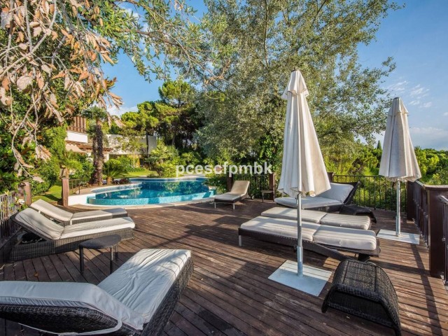 8 Soveroms Villa i La Zagaleta