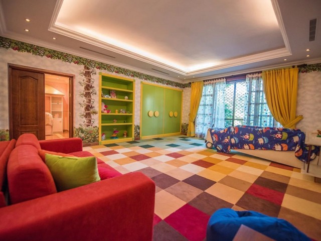 Villa avec 8 Chambres  à La Zagaleta