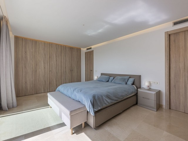 3 Bedrooms Apartment in Benahavís