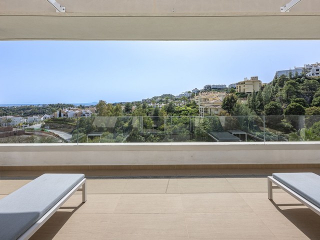 3 Bedrooms Apartment in Benahavís