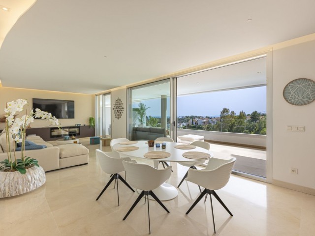 3 Bedrooms Apartment in Benahavís