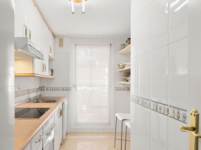2 Bedrooms Apartment in Nueva Andalucía