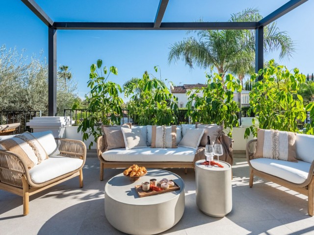 4 Bedrooms Villa in Nueva Andalucía