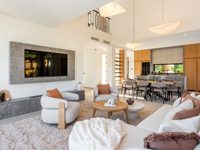 4 Bedrooms Villa in Nueva Andalucía