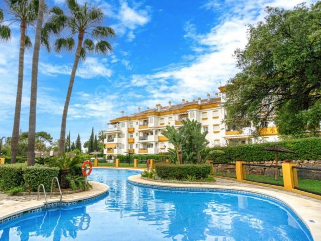 Apartamento, Nagüeles, R5252302