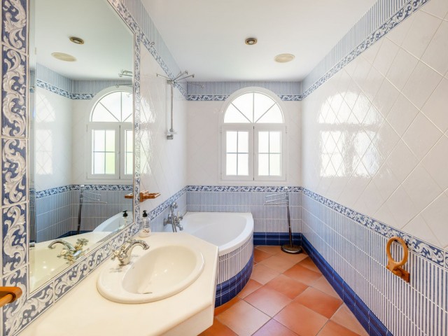 Villa avec 5 Chambres  à Torremuelle