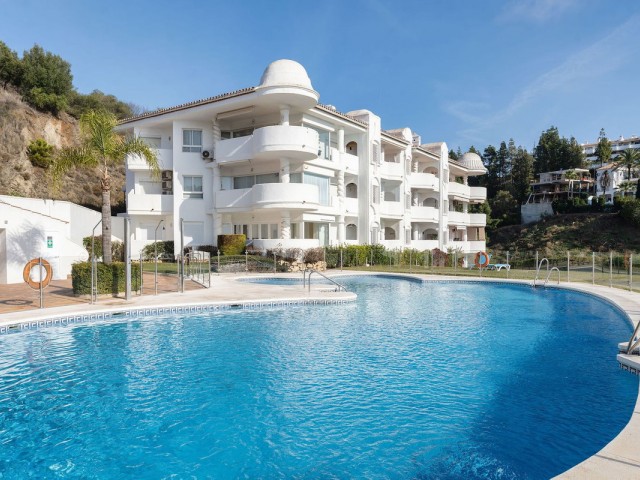3 Bedrooms Apartment in Calahonda