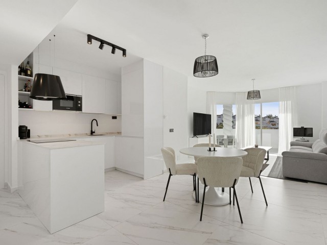 3 Bedrooms Apartment in Calahonda