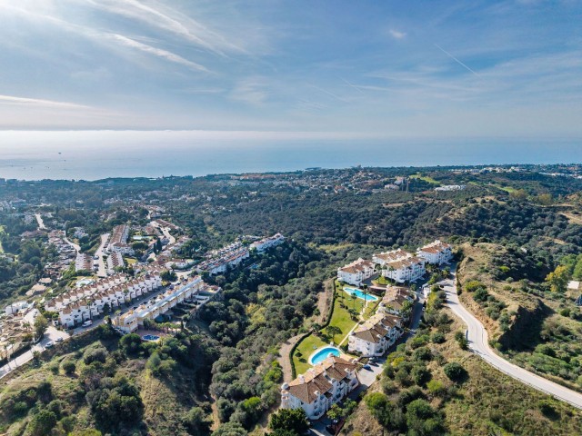 3 Bedrooms Apartment in Calahonda