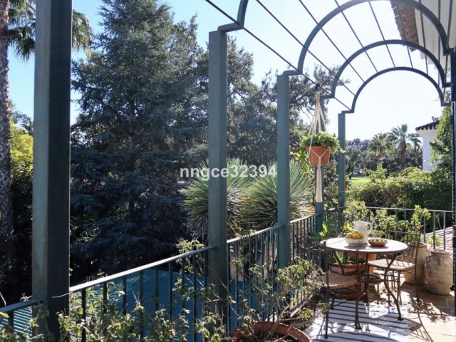 3 Bedrooms Villa in Sotogrande Costa