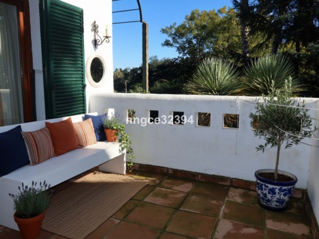 3 Bedrooms Villa in Sotogrande Costa