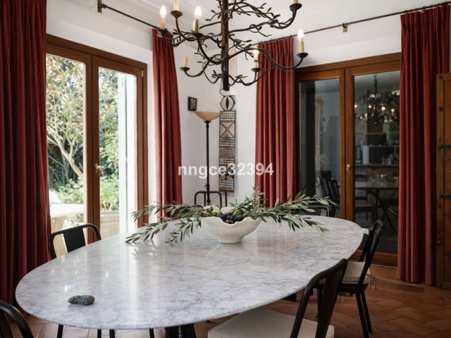 5 Bedrooms Villa in Sotogrande