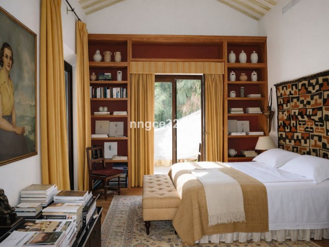 5 Bedrooms Villa in Sotogrande