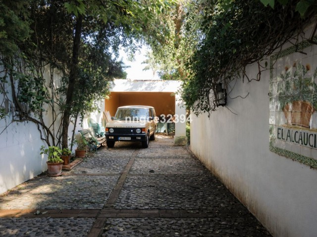 Huvila, Sotogrande Costa, R5252926