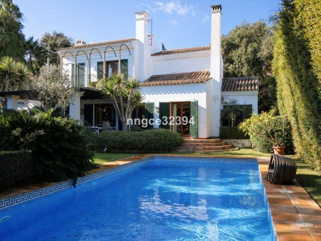 5 Makuuhuoneen Huvila Sotogrande Costa