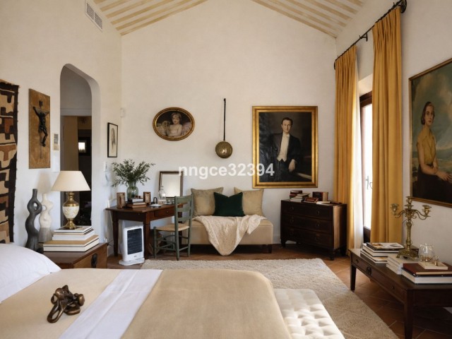 5 Makuuhuoneen Huvila Sotogrande Costa